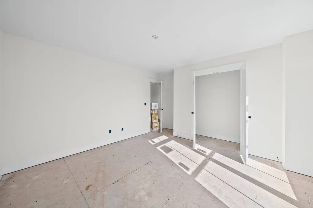 979 Bankside Drive Clarksville TN 37043