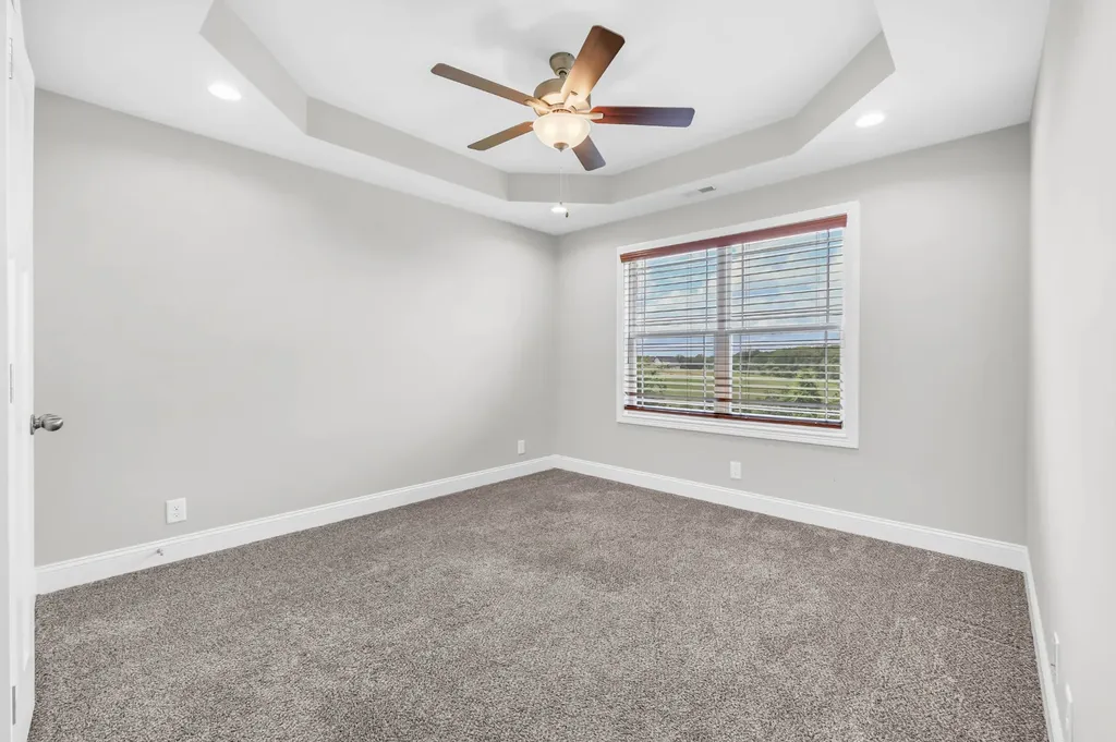 4018 Cooper Creek Road Woodlawn TN 37191