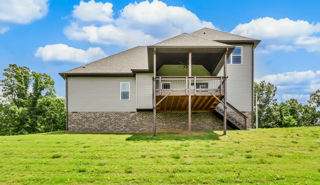 4018 Cooper Creek Road Woodlawn TN 37191