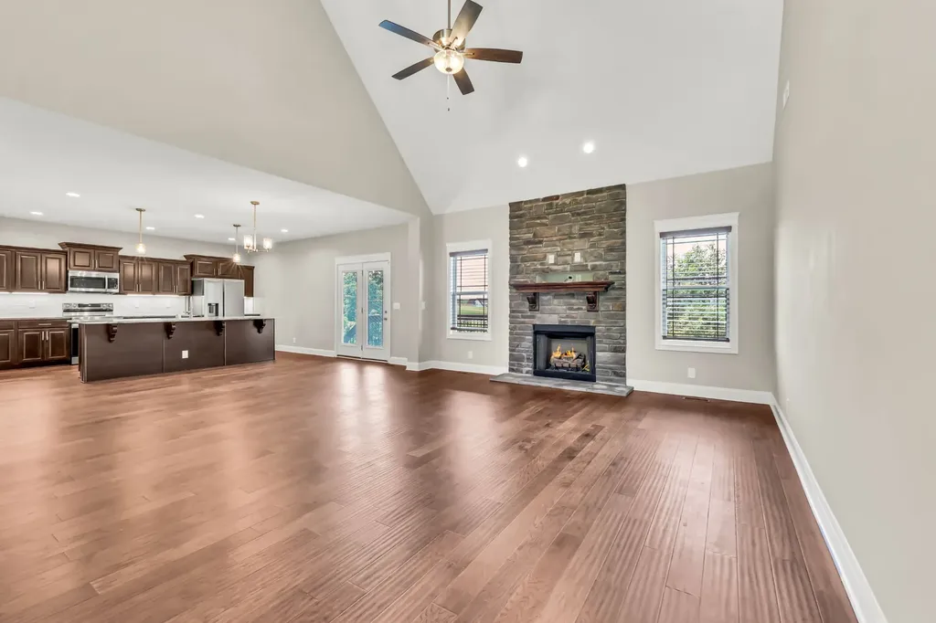 4018 Cooper Creek Road Woodlawn TN 37191