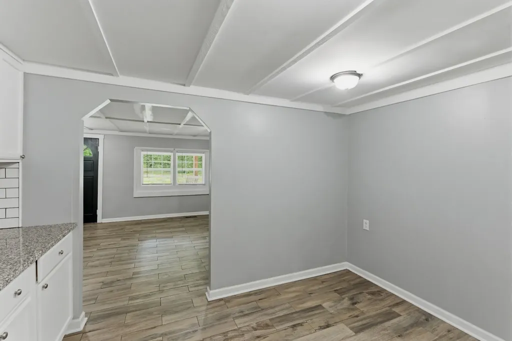 8836 W Sheepneck Road Mount Pleasant TN 38474
