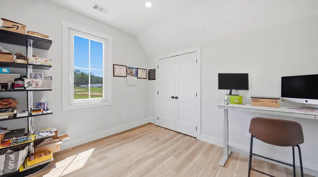 12631 Jones Gap Road Soddy Daisy TN 37379