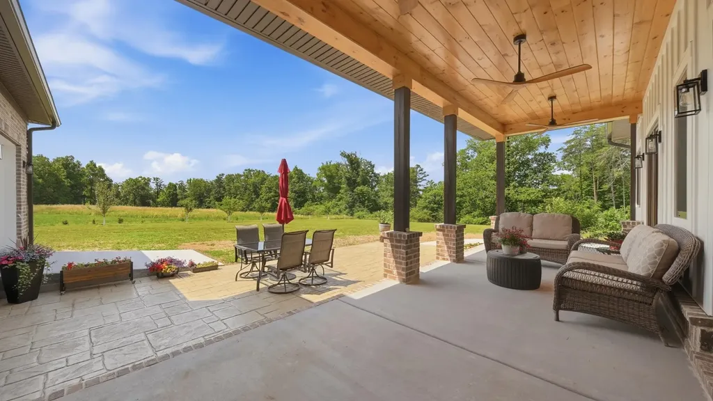 12631 Jones Gap Road Soddy Daisy TN 37379