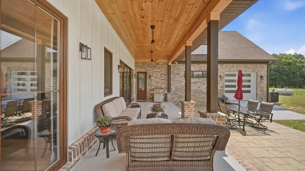 12631 Jones Gap Road Soddy Daisy TN 37379