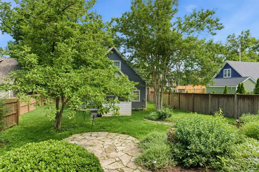 3804 Central Avenue Nashville TN 37205