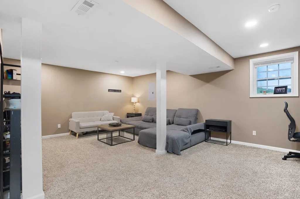 409 Needlewood Drive Clarksville TN 37040