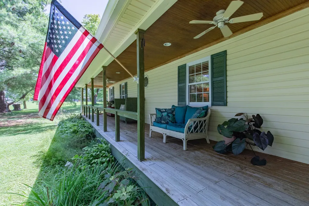 824 Dry Creek Road Goodlettsville TN 37072
