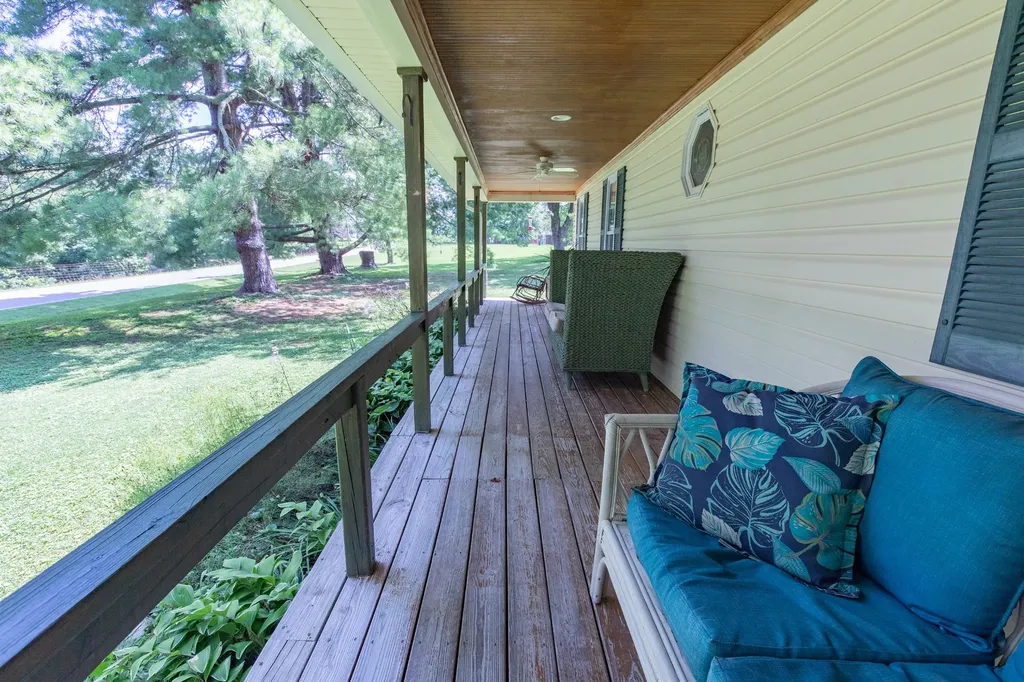 824 Dry Creek Road Goodlettsville TN 37072