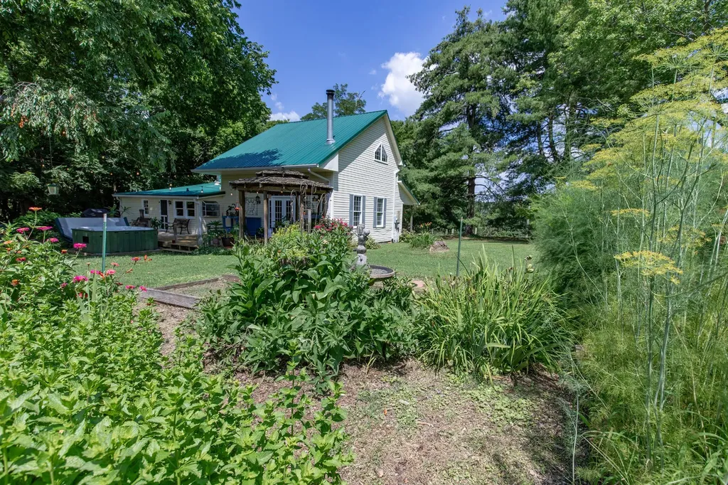 824 Dry Creek Road Goodlettsville TN 37072