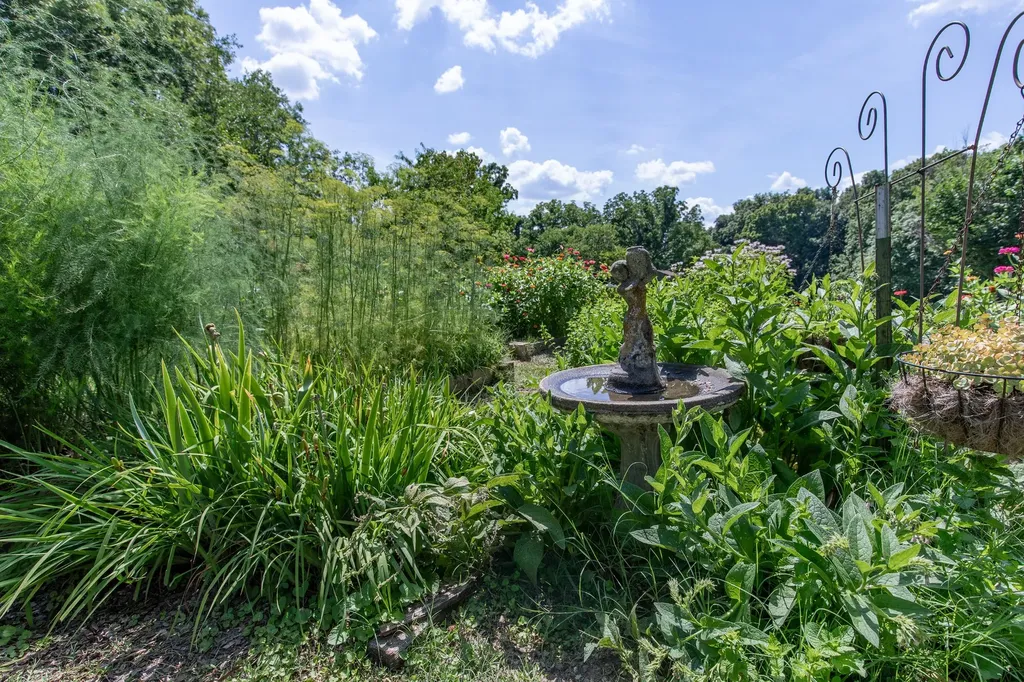 824 Dry Creek Road Goodlettsville TN 37072