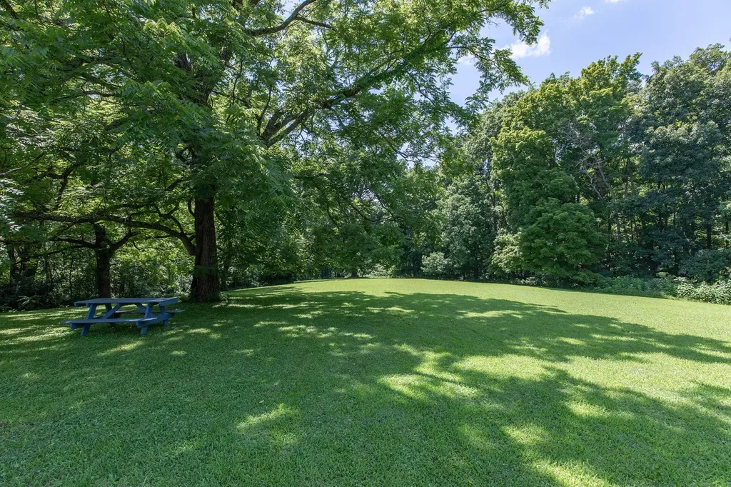 824 Dry Creek Road Goodlettsville TN 37072