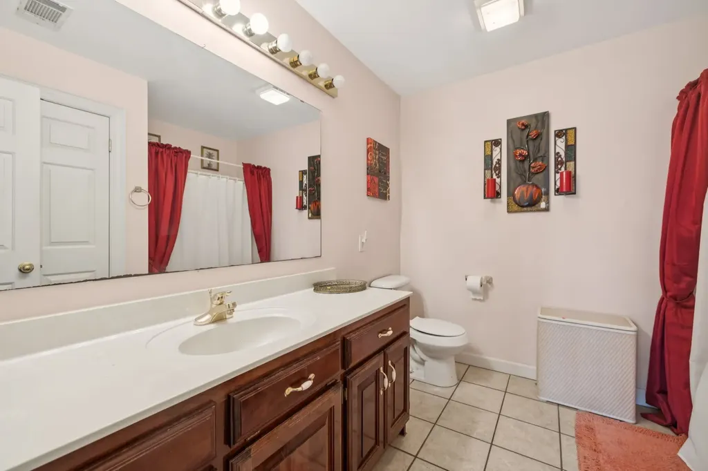 33 Bishop Road Lawrenceburg TN 38464