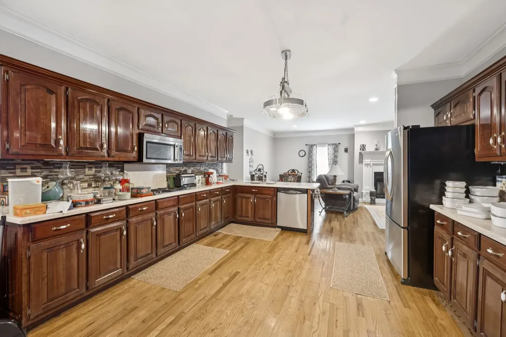 33 Bishop Road Lawrenceburg TN 38464