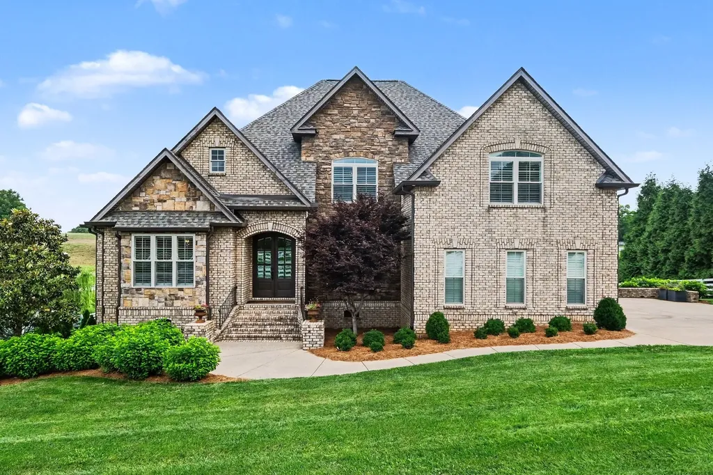 7219 Magnolia Valley Drive Eagleville TN 37060