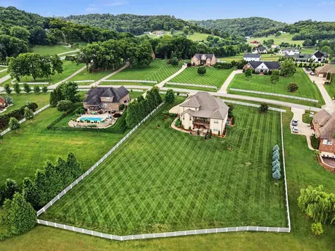 7219 Magnolia Valley Drive Eagleville TN 37060