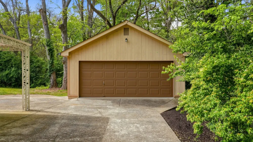 3731 Valley Ridge Drive Nashville TN 37211