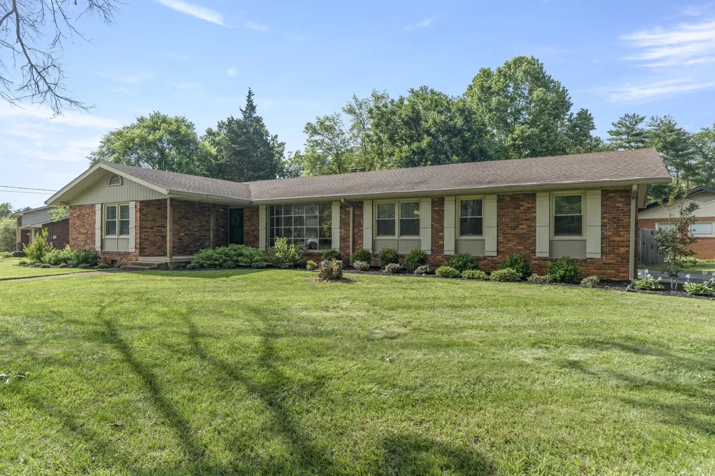911 Whitehall Road Murfreesboro TN 37130