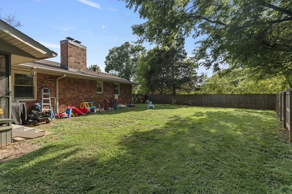 911 Whitehall Road Murfreesboro TN 37130