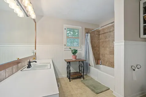 3135 Vanleer Highway Charlotte TN 37036