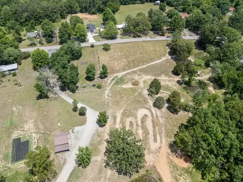 3135 Vanleer Highway Charlotte TN 37036