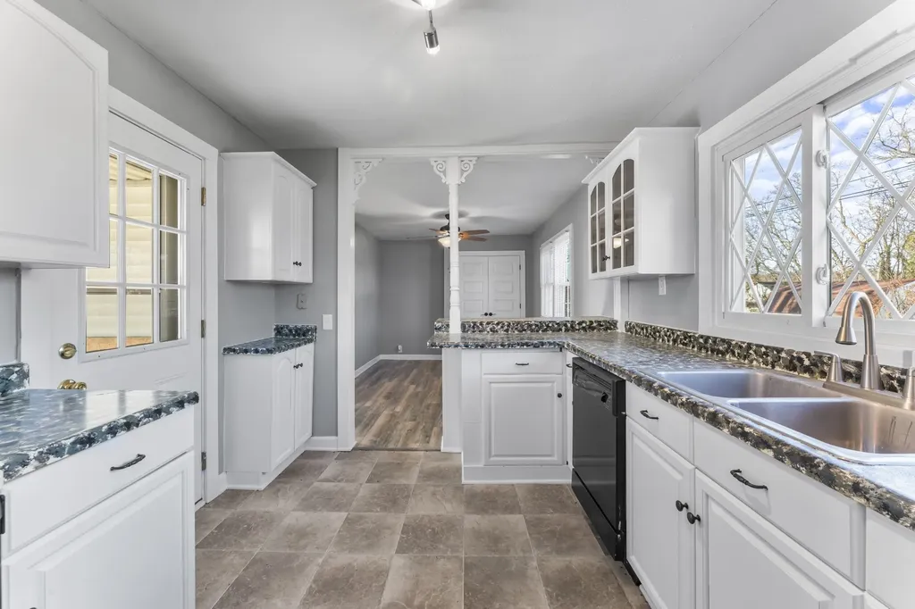 922 Trail Street Woodbury TN 37190