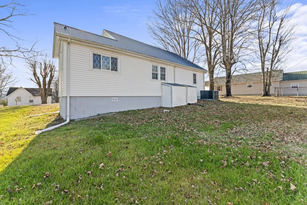 922 Trail Street Woodbury TN 37190