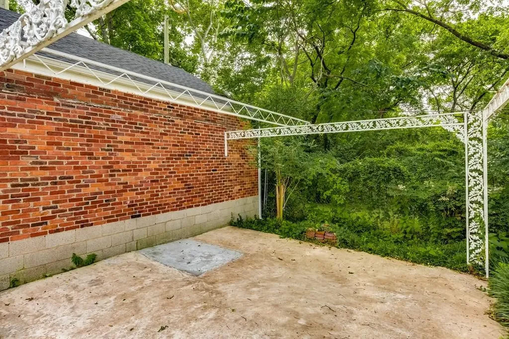 2505 Fairfax Avenue Nashville TN 37212