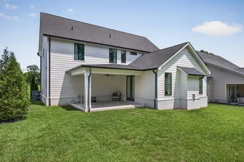 920 Wall Avenue Cookeville TN 38501
