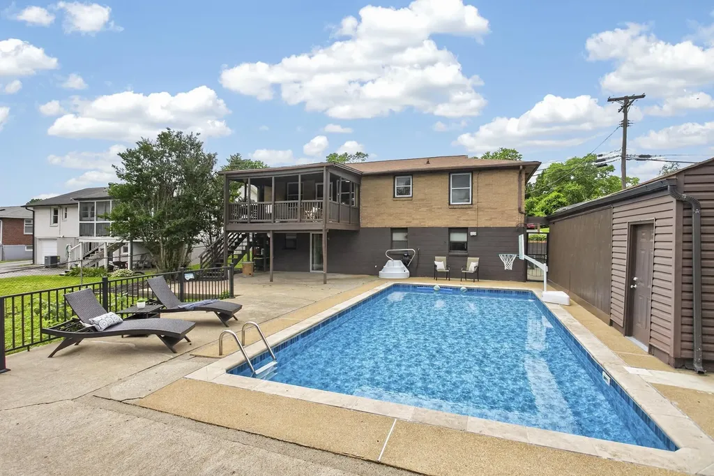 7044 Bonnavent Drive Hermitage TN 37076