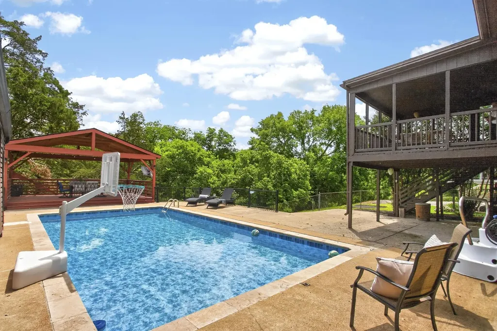 7044 Bonnavent Drive Hermitage TN 37076