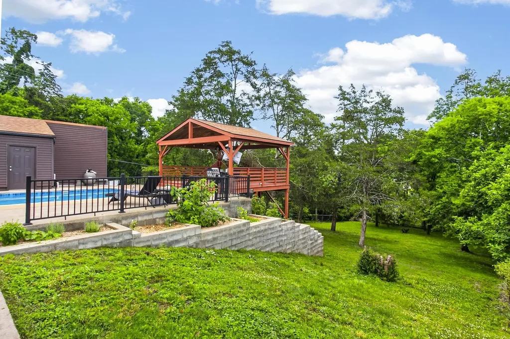 7044 Bonnavent Drive Hermitage TN 37076