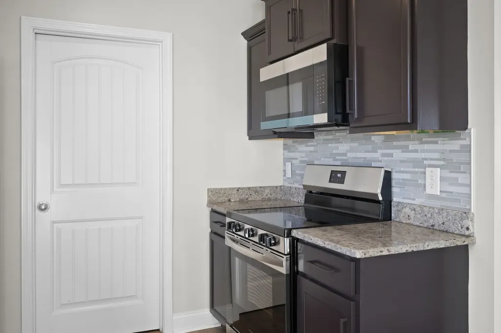 1385 Sussex Drive Clarksville TN 37042
