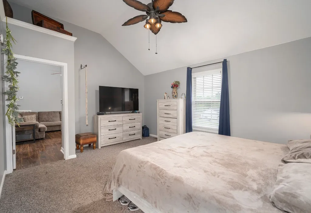 1934 Roscoe Drive Clarksville TN 37042