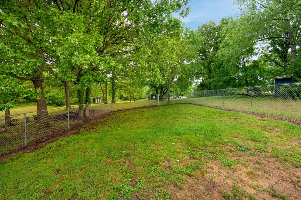 1934 Roscoe Drive Clarksville TN 37042