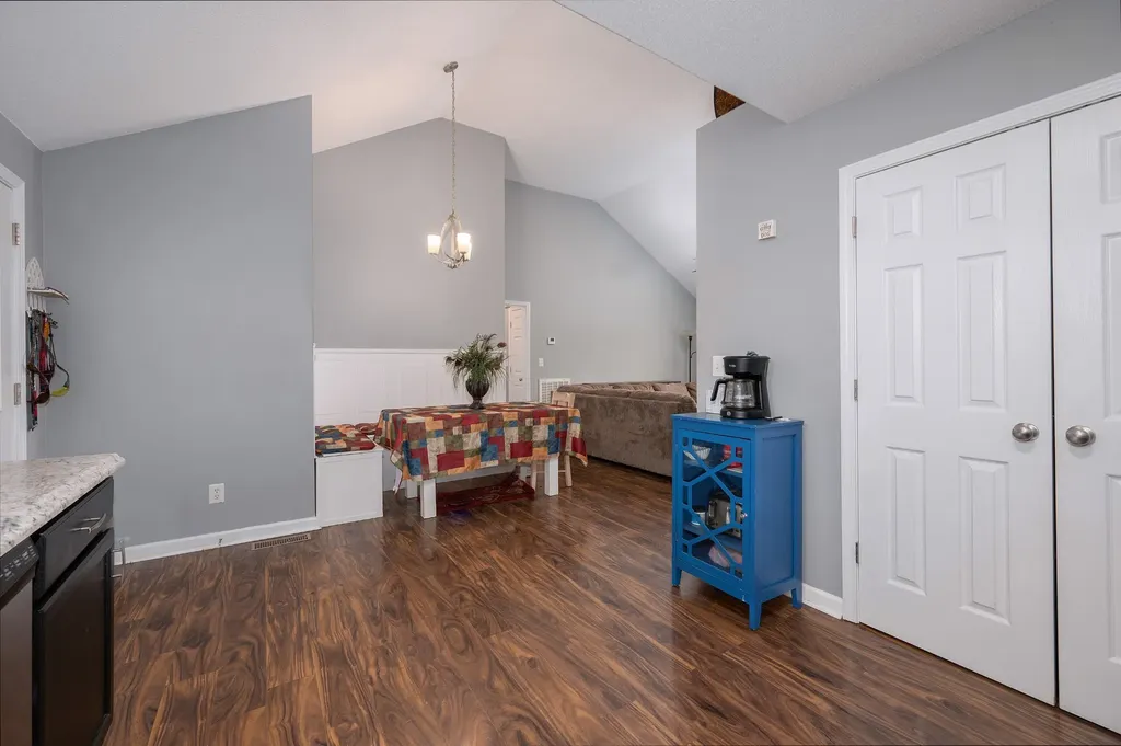 1934 Roscoe Drive Clarksville TN 37042