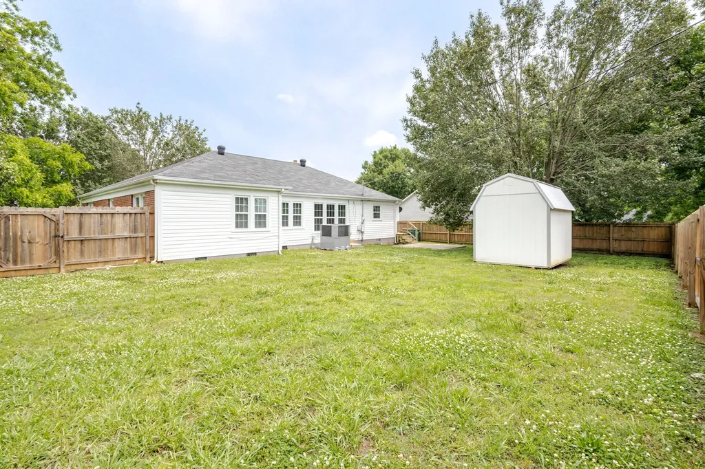 238 Elm Avenue Lewisburg TN 37091
