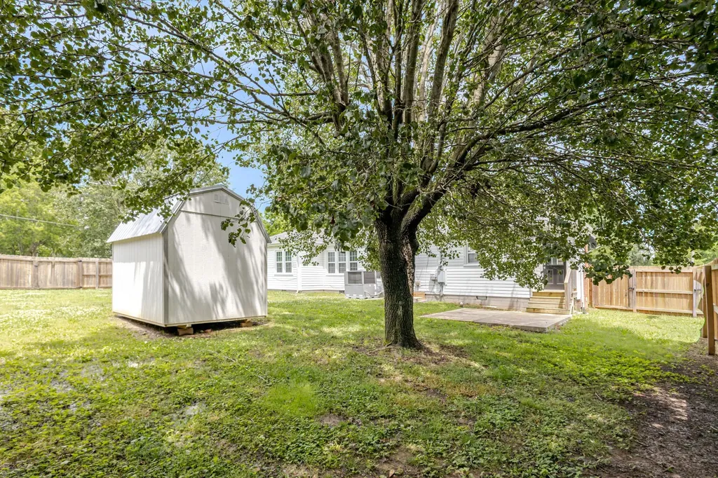 238 Elm Avenue Lewisburg TN 37091