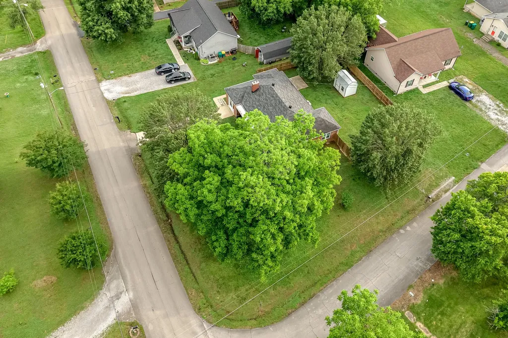 238 Elm Avenue Lewisburg TN 37091