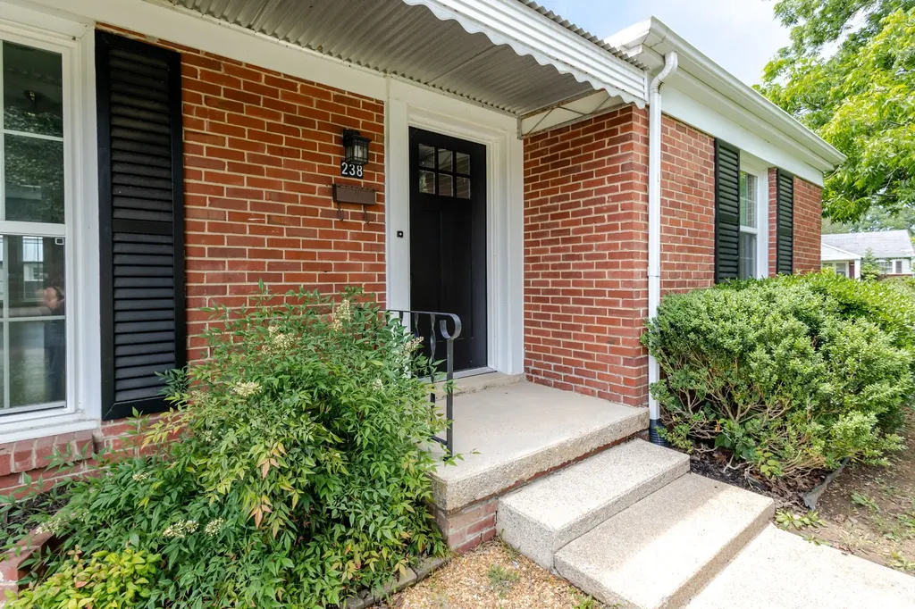 238 Elm Avenue Lewisburg TN 37091