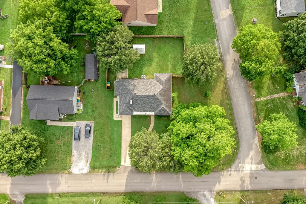 238 Elm Avenue Lewisburg TN 37091