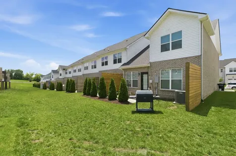 1319 Halter Park Drive Gallatin TN 37066