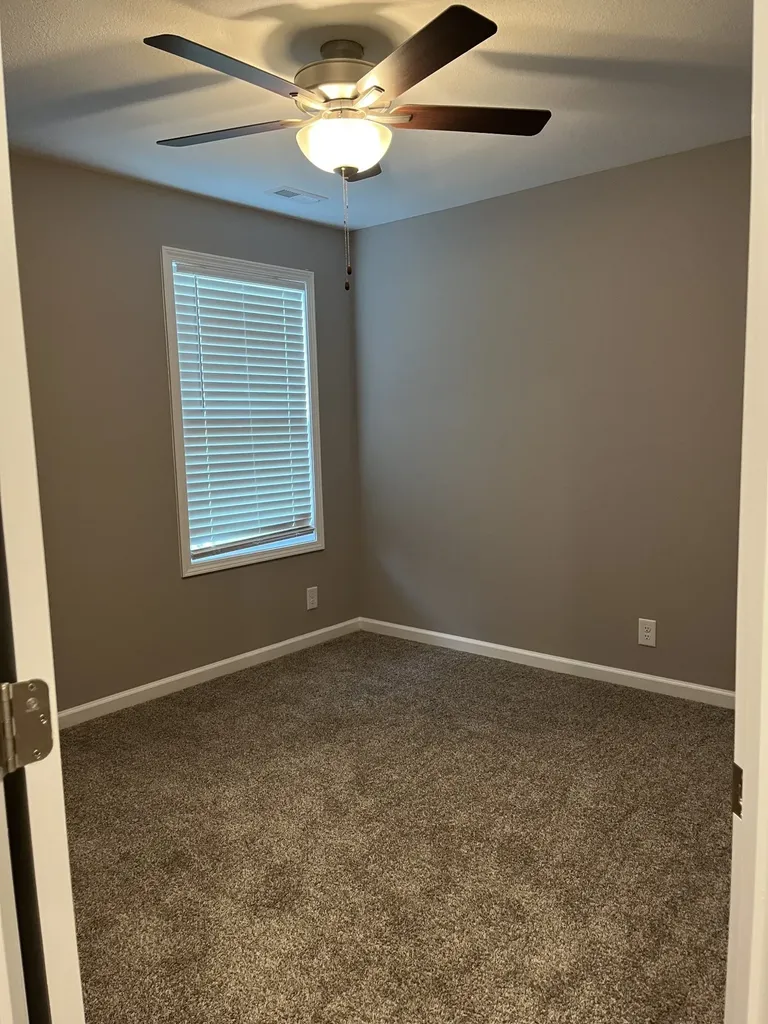 718 Perkins Avenue Clarksville TN 37040