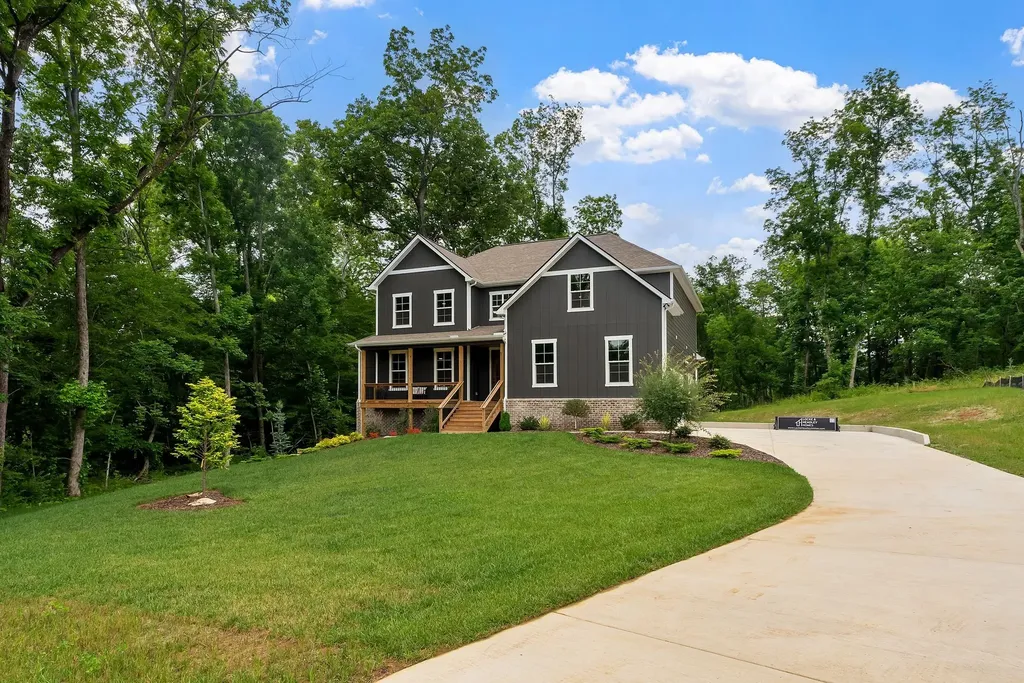 1584 Frye Road Columbia TN 38401