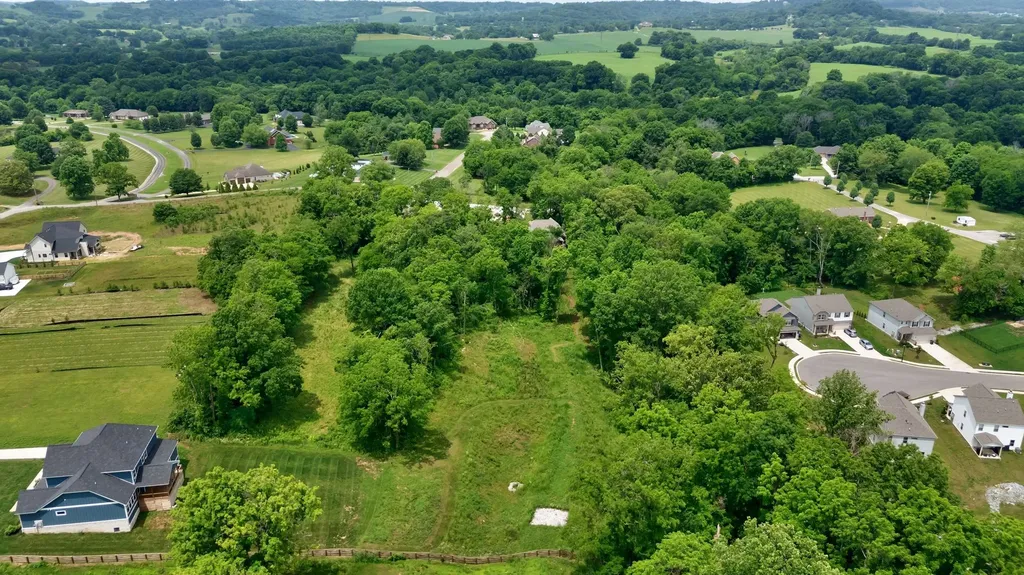 1584 Frye Road Columbia TN 38401