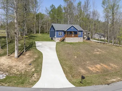 521 Lewis Lane Charlotte TN 37036