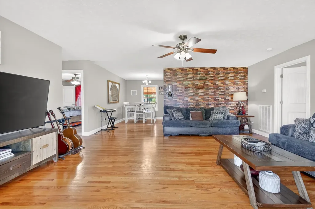1014 Spire Way Drive Castalian Springs TN 37031