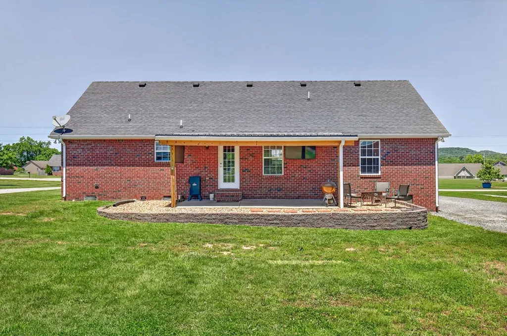 1014 Spire Way Drive Castalian Springs TN 37031