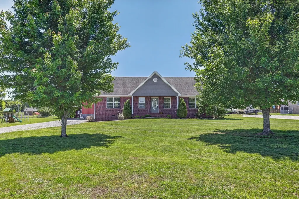 1014 Spire Way Drive Castalian Springs TN 37031
