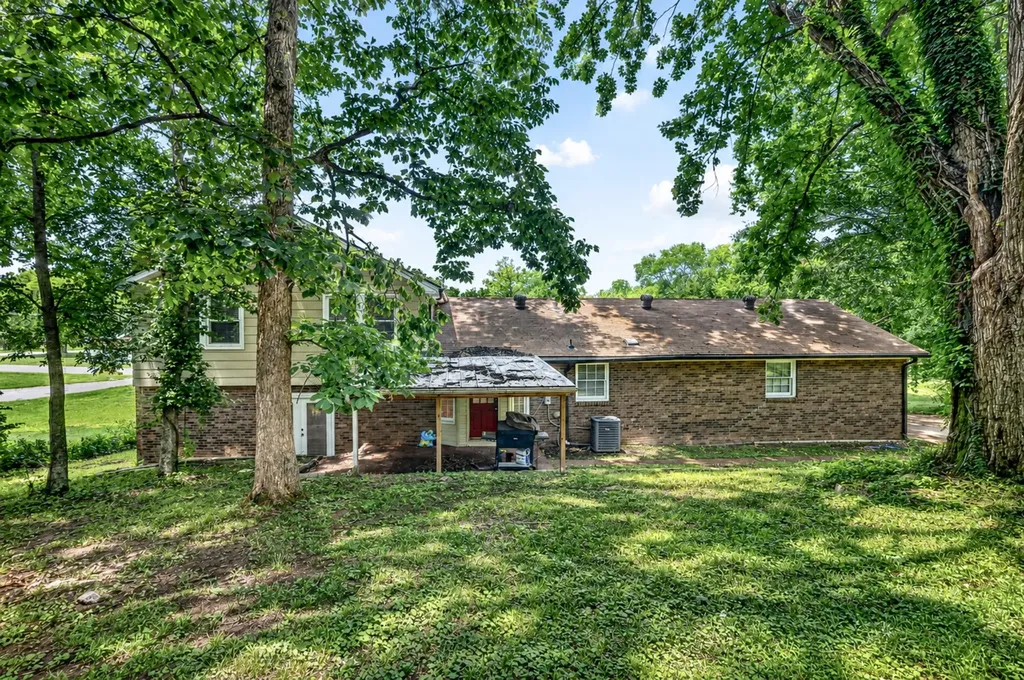 489 Canton Pass Madison TN 37115