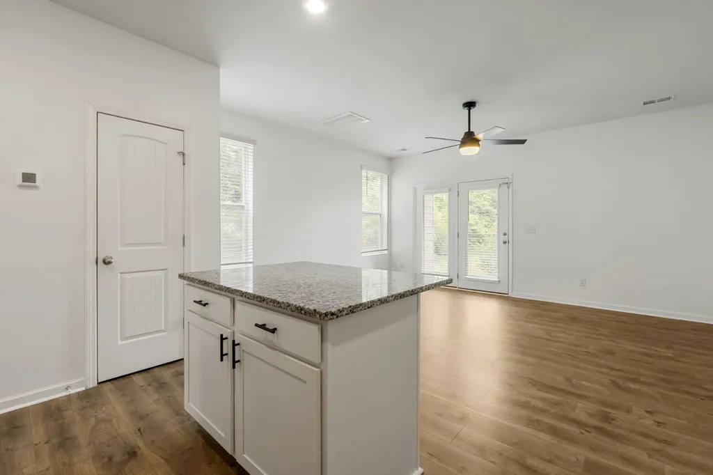 610 Clifford Heights Columbia TN 38401